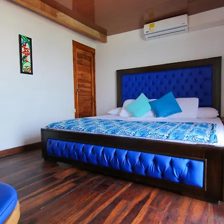 Coral Azul Hotel 3*